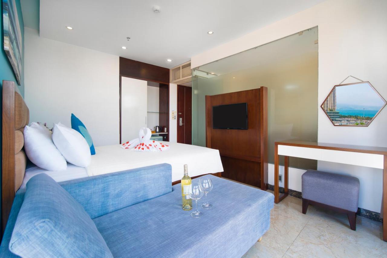 Rosetta Beach Hotel & Apartment Da Nang Exterior photo