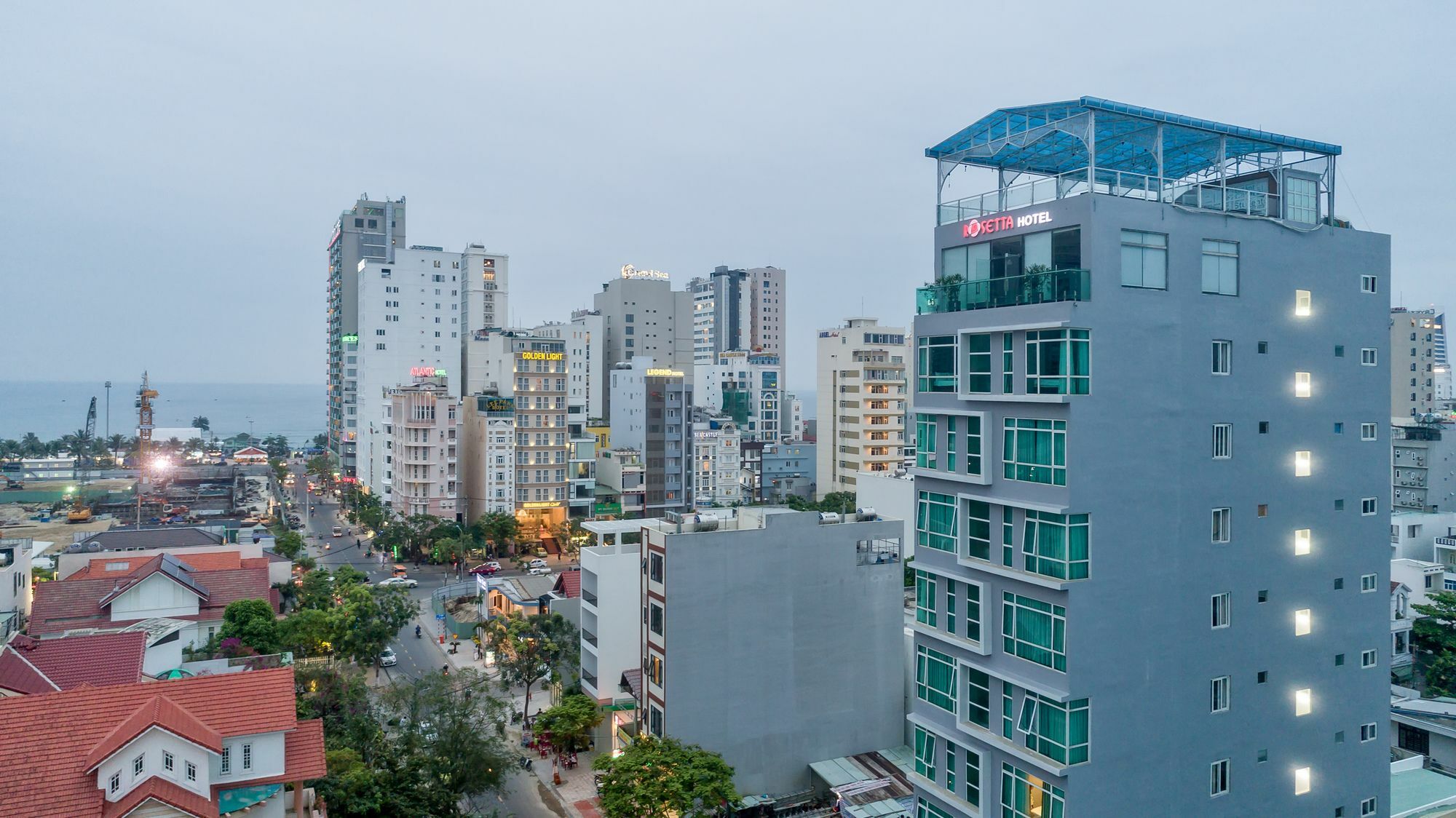 Rosetta Beach Hotel & Apartment Da Nang Exterior photo